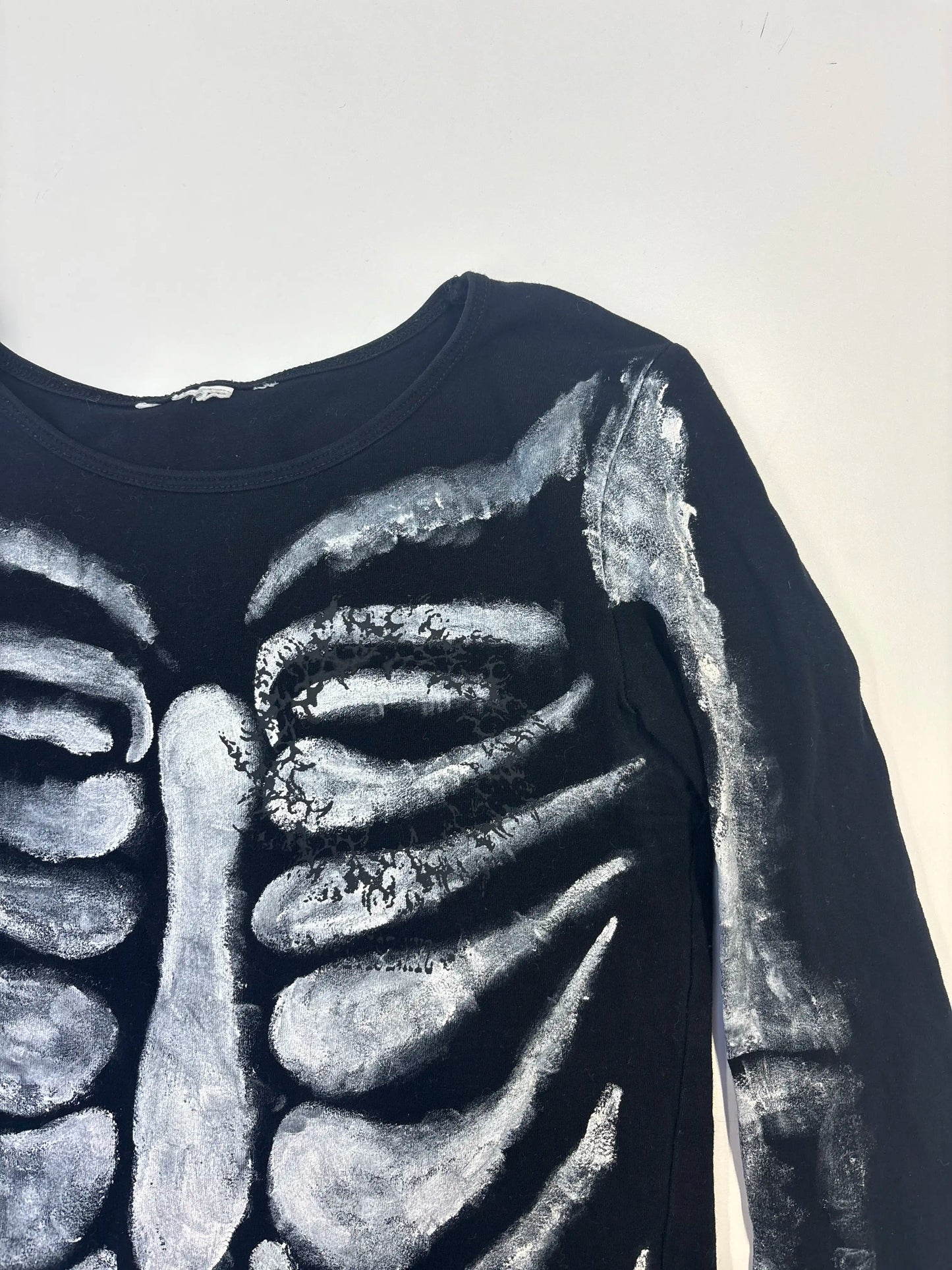 "SKELLY" LONGSLEEVE #02